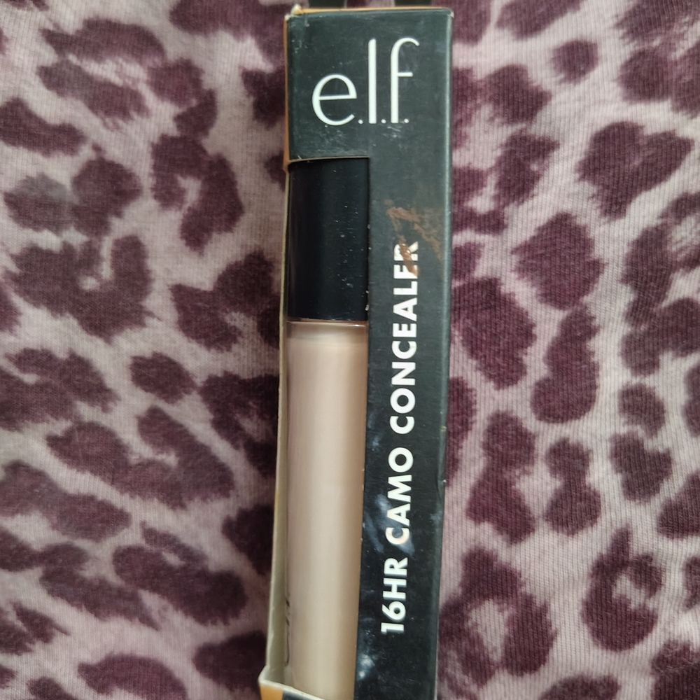 e.l.f. 16HR Camo Concealer